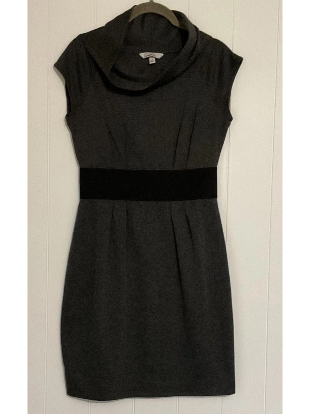 Speechless Gray Solid Sheath Dress M Cowl Neck Sleeveless Knit Stretch Pleated